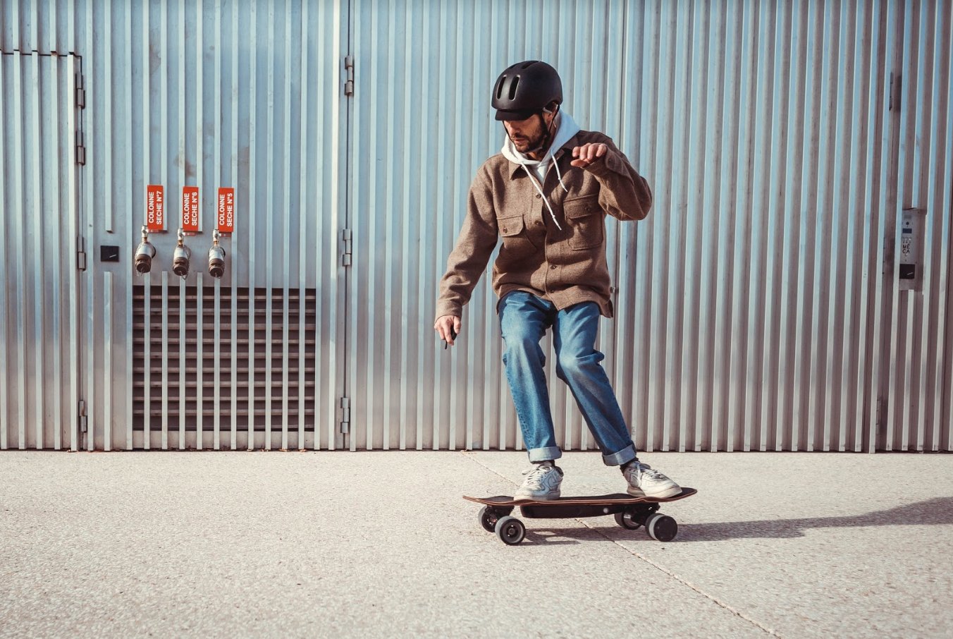 Cadre juridique des skateboards électriques - Elwing